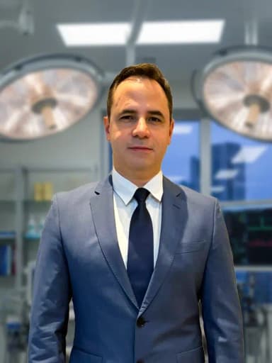 Dr. Dayvid Oliveira